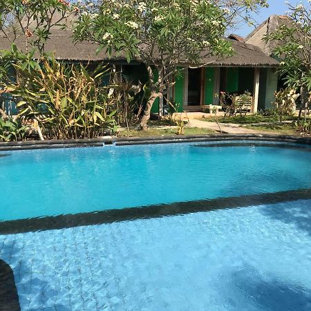 Maha Putri Bungalows Gili Trawangan Kültér fotó